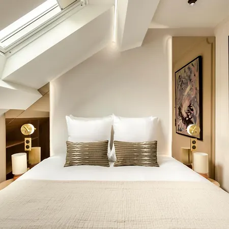 Merveil - Luxury - Champs Elysees - St Cyr I * Párizs