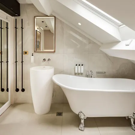 Apartment Merveil - Luxury - Champs Elysees - St Cyr I Paris